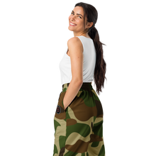 Load image into Gallery viewer, Camo Wide-leg joggers
